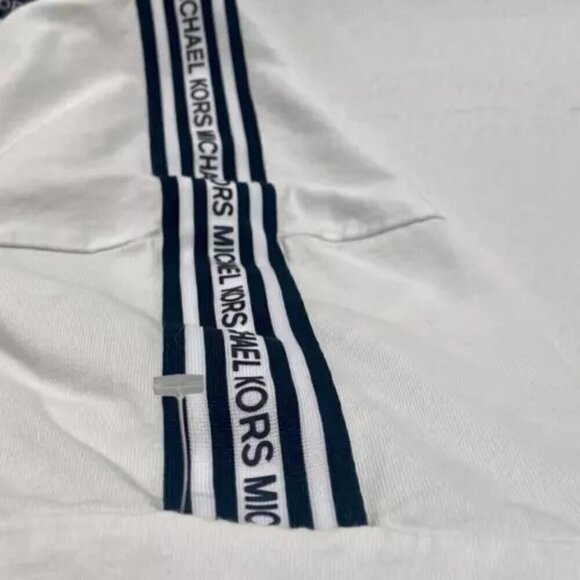 Michael Kors Logo Patch Short Sleeved Tee White Black Men's XL Athleisure EUC - Picture 8 of 8